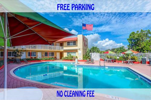 Beach and Town Motel in Hollywood, USA