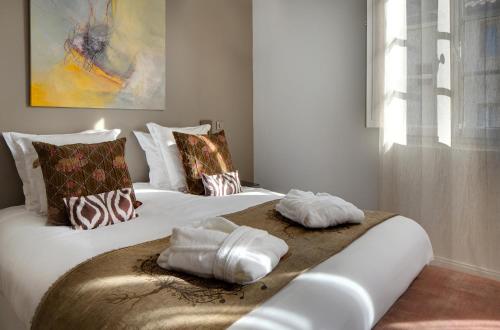 Deluxe Suite room in Le Cloitre des Augustins 5 stars Spa & Fitness