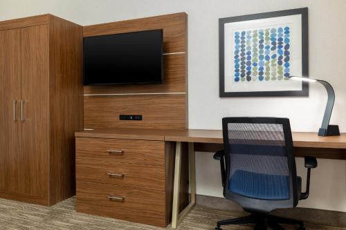 Standard Room image 4