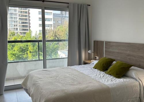 Comodo Departamento Centro by Lofter