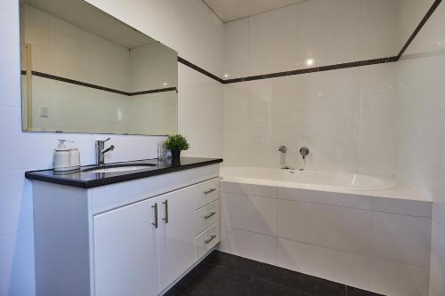 4 Bed 4 bath in Scarborough, Perth (foto 10)