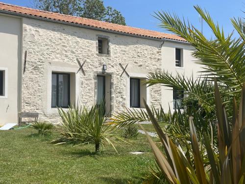 Location d un logement de 70m2 et de 2 CH chez l habitant chambre d'hôte Saint-André-d'Ornay