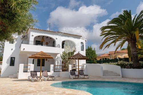 Villa with Private Pool image 7