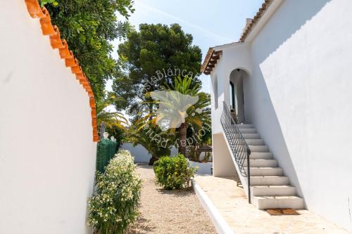 Villa with Private Pool image 6