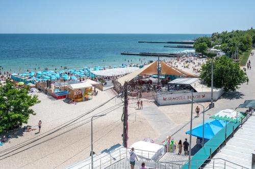 10 шагов до моря - Ten steps to the sea, Odessa (Foto 2)