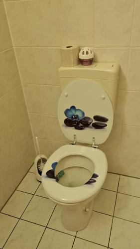 Zweibettzimmer mit eigenem Bad in Rostock, Deutschland