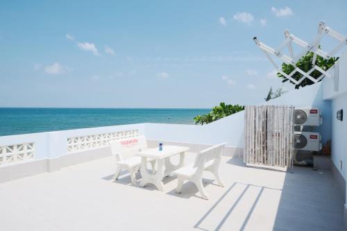 Phan Thiet Beachfront Garden Villa - image 5