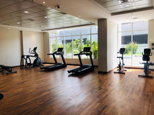 Heaven Crest Vacation Homes Downtown - Studio and 1 Bedroom Suites 2 minute walk to Dubai Mall and Burj Khalifa, Dubai (Foto 7)
