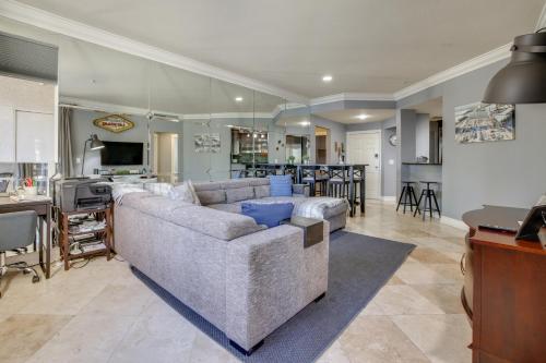 Walk to Las Vegas Strip Modern Condo with Patio!, Las Vegas (fotografie 5)