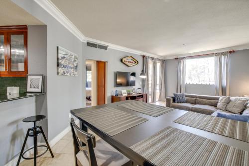 Walk to Las Vegas Strip Modern Condo with Patio!, Las Vegas (fotografie 6)
