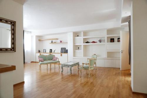 movida beach in บารี่