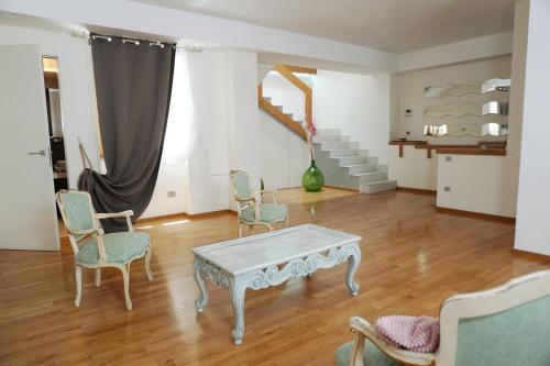 movida beach in บารี่