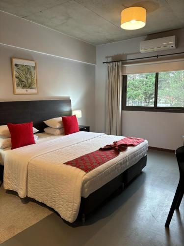 ピラール Pilar Suites by Viva 3つ星 ホテル スイート