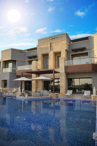 Luxurious private villa in Mahis · Bilāl