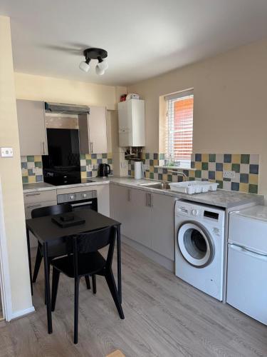 Cocina, 11 York House apartment in Kettering