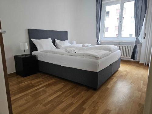 Downtown Dream 3 5BR with Balcony and Style BA21, Zúrich (foto 8)