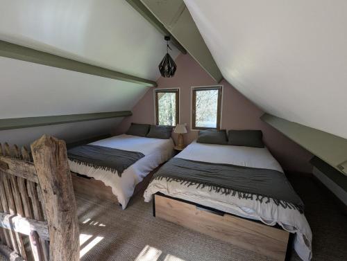 Chalet avec étang privatisé (Chalet avec etang privatise) in 穆蘭拉馬爾克