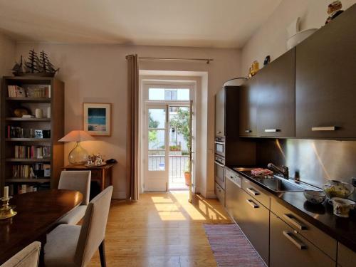 ห้องครัว, Alcácer river front quality apartment (Alcacer river front quality apartment) in อัลเคเซอ โด ซาล