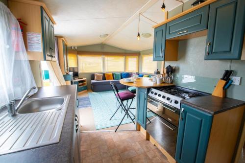 WW213 - 4 bed, Parkdean Camber, Camber (фото 9)