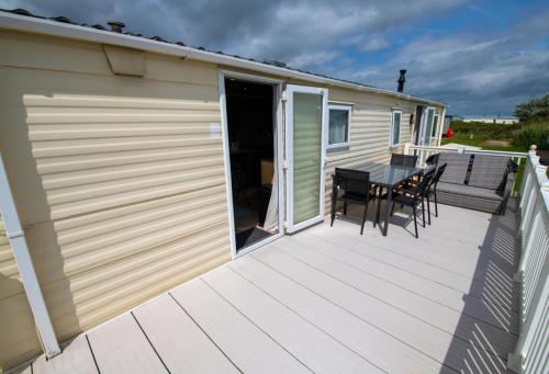 WW213 - 4 bed, Parkdean Camber, Camber (фото 3)