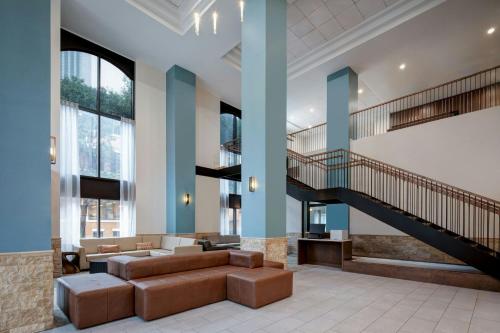 Lobby, SpringHill Suites Dallas Downtown/West End near Dallas Arts District