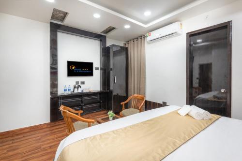Superior King Room image 5