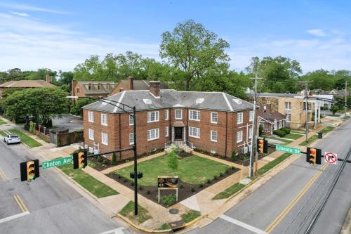 المنظر الخارجي, The Monarch Unit 7 in Huntsville City Center