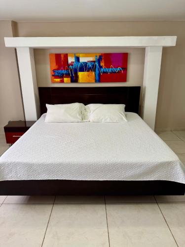 1 king bed, 1 sofa bed