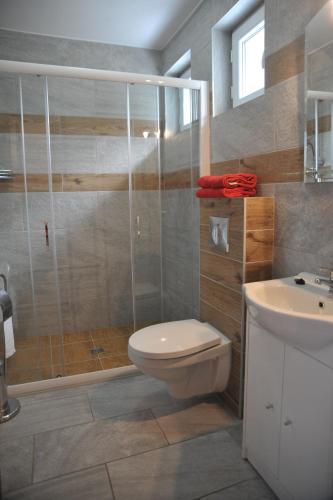 Zuhanyzó, Oaza in Turawa