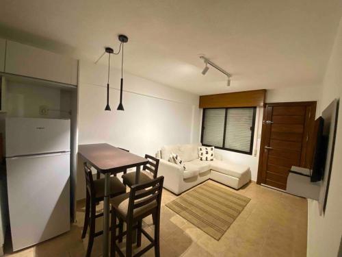 Apartamento Frente al mar , sobre Rambla Malvin in Malvín