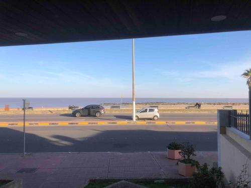 Apartamento Frente al mar , sobre Rambla Malvin in Malvín