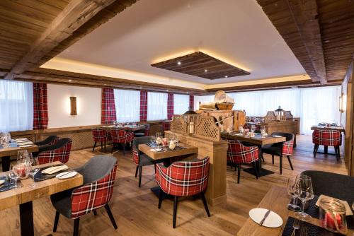 Ресторант, B-Inn Apartments Zermatt in Цермат