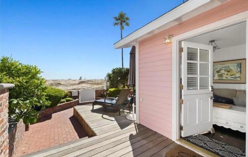 3Br Oceanfront Duplex W Large Patio, Built-In Bbq & Views By Beachview Rentals
