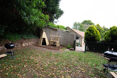 East farm cottages in Scalby
