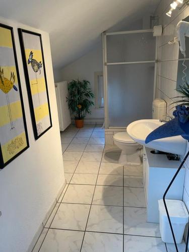 Single Room with Private External Bathroom