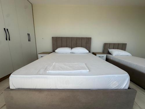 One-Bedroom Apartment image 10