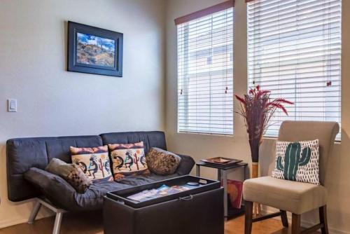 Sunset views from your North Phoenix condo in Tramonto
