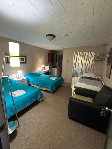 West Wind Motel - image 14