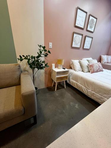 One-Bedroom Apartment image 3