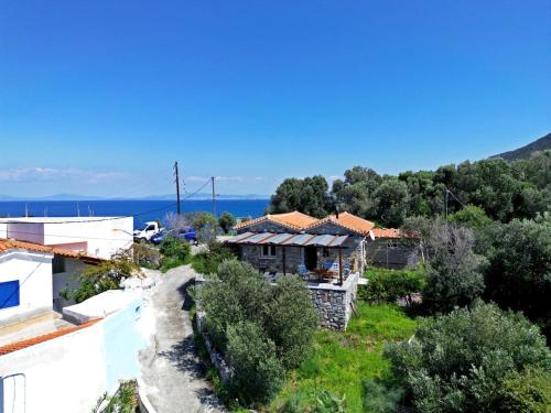 Lithos Haven in Agios Paraskevi