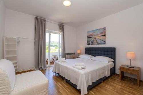 Francesca Guesthouse & Vardia Winery 2