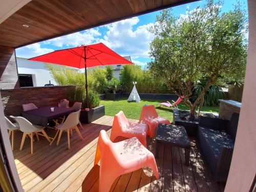 Magnifique maison contemporaine piscine chauffee in Goandour