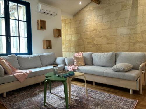 Grand appartement climatisé en plein centre de Bordeaux Place Fernand Lafargue, Бордо