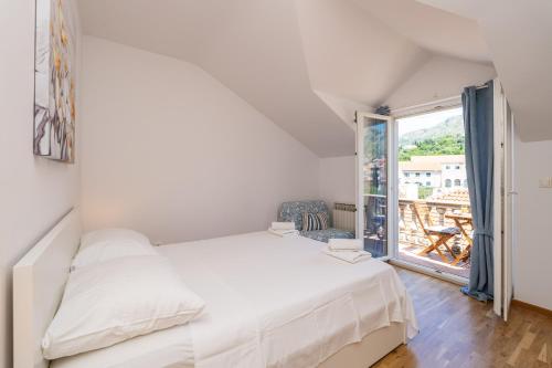 Francesca Guesthouse & Vardia Winery 4
