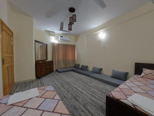 Three-Bedroom Apartment image 10