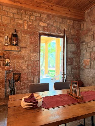 المرافق, Bujtina Guri Hanit in Rubik