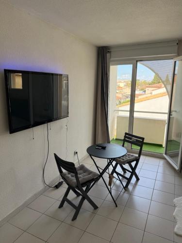 Grand appartement Le Prado avec terrasse in Prunet