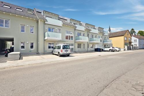 A szálláshely kívülről, Harmonie Homes Neubau in ruhiger Gegend Top Anbindung 20 Min per Autobahn nach München-West (Harmonie Homes - fur alle Gaste, Gruppen und Familien bis zu 8 Gaste - Neubau 2025 - Premium Betten ) in Dasing