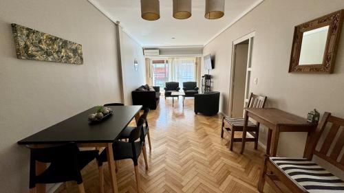 Amplio Departamento en Recoleta, Ideal Familias