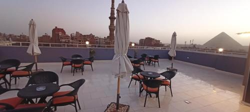 phoenix Pyramids- roof top - image 9